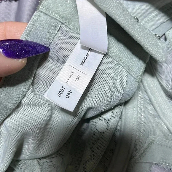 HSIA 4 PC Bra Bundle Underwire 44D Lacey Feminine - Picture 3 of 7